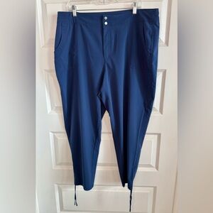 DB Sunday Navy Capri Pants